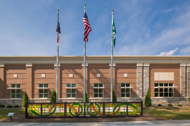 0189-CMPD-ES-Glass-Art-Flags