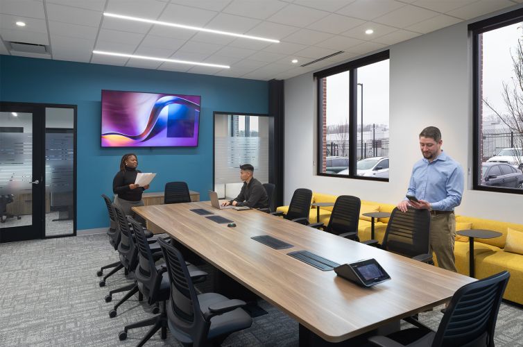 Charlotte-Ops_Conference-Room